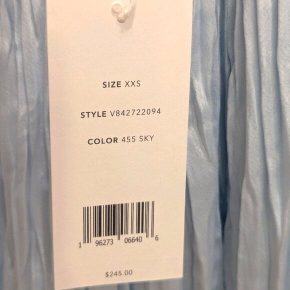 VINCE Blue Crushed Pleat Shorts - size 00 NWT - Picture 7 of 8